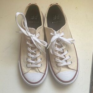 PF Flyers men’s 6.5/women’s 8